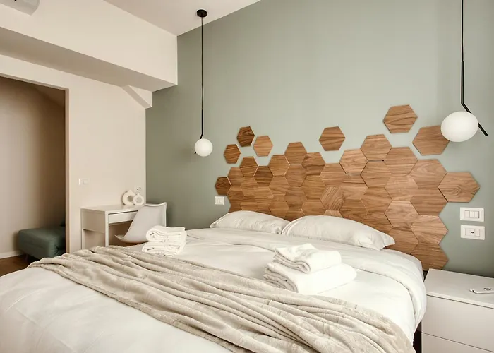 Hostmate - - Imperia's Nest - Romolo Iulm Appartamento